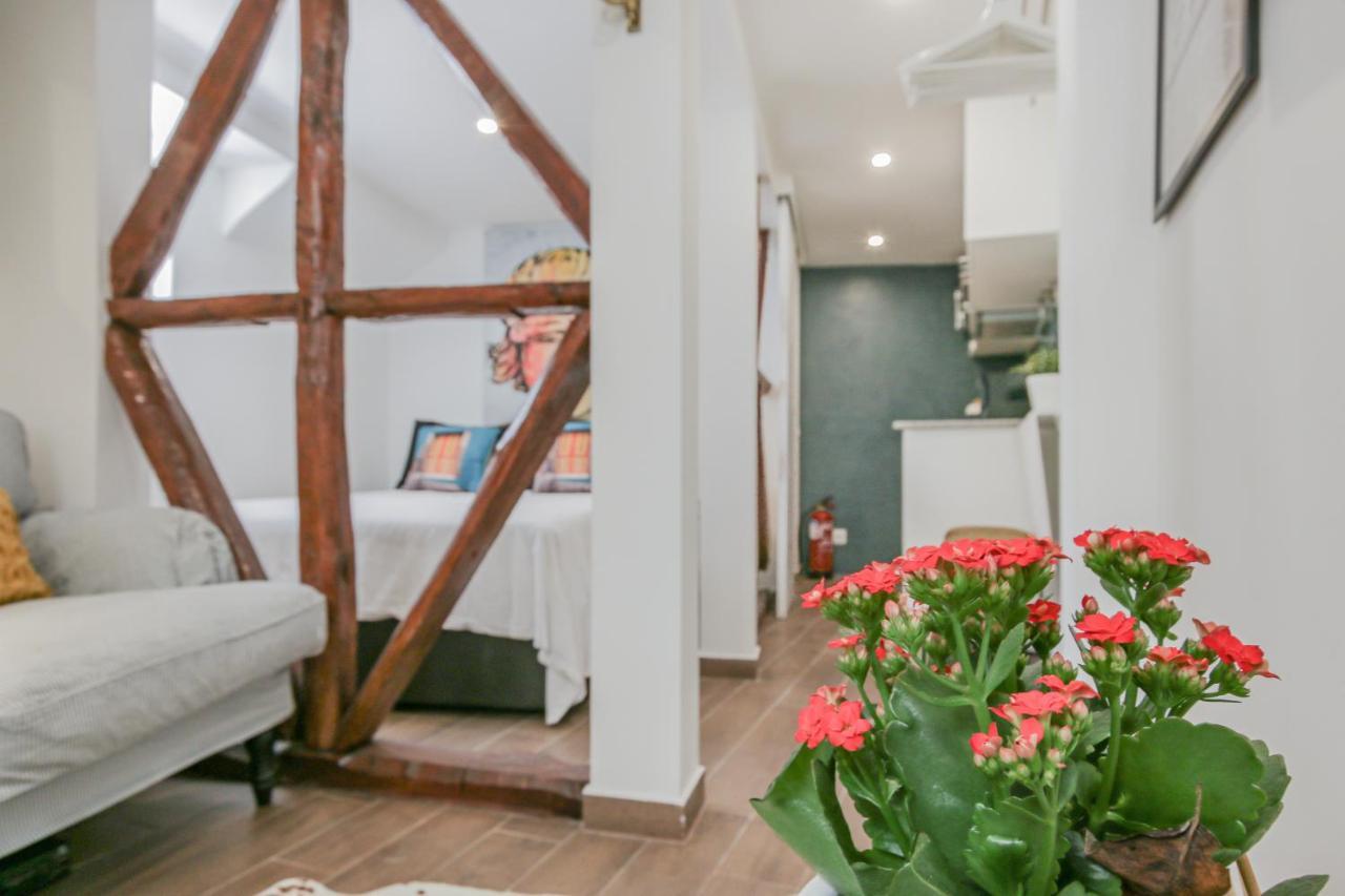 Appartamento Alfama Lyfe Lisbona Esterno foto