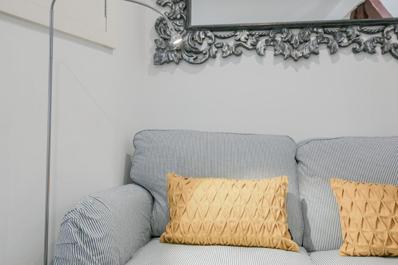 Appartamento Alfama Lyfe Lisbona Esterno foto