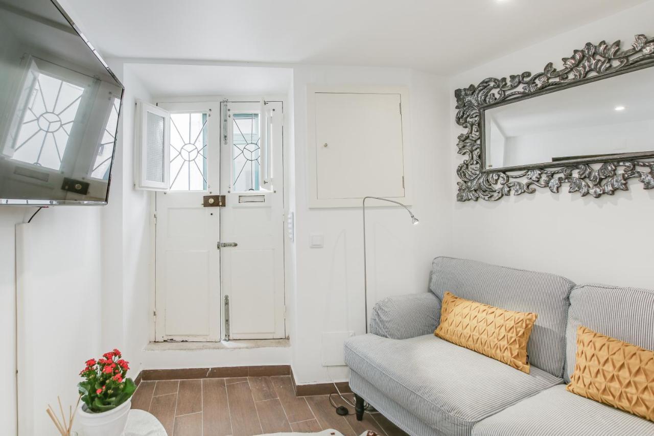 Appartamento Alfama Lyfe Lisbona Esterno foto