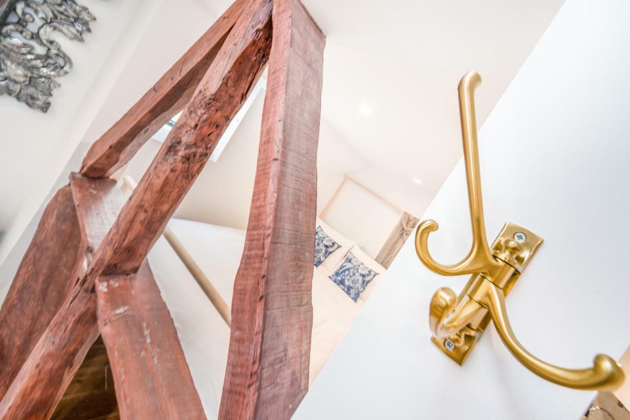 Appartamento Alfama Lyfe Lisbona Esterno foto